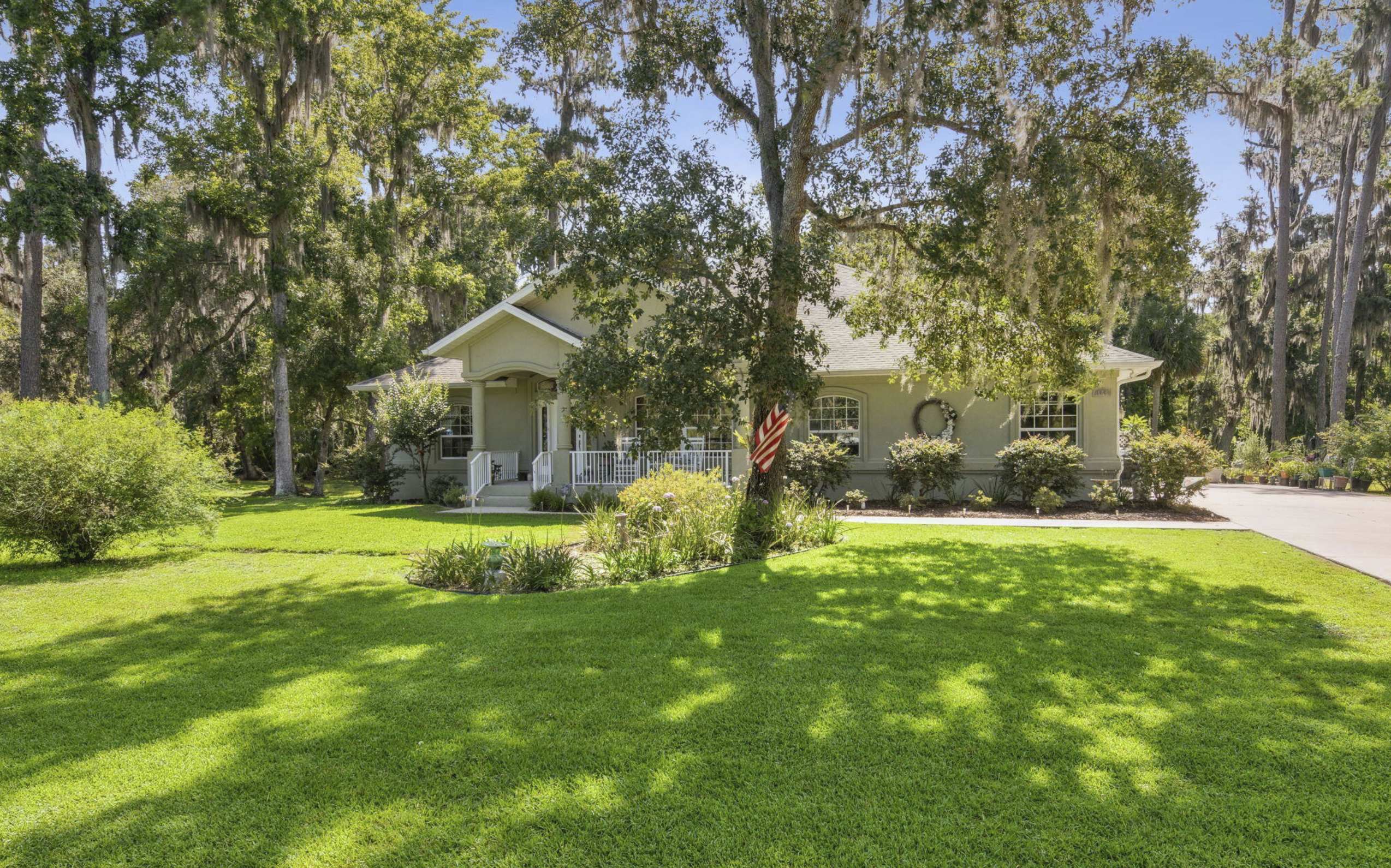 Margaret Zahner listing at 166 Mount Royal Avenue in Crescent City, Florida.